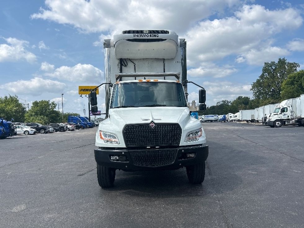 Refrigerated Truck-Light and Medium Duty Trucks-International-2023-MV607N-Indianapolis-IN-186,856\n\t\tmiles-$ 54,500 - Image 2
