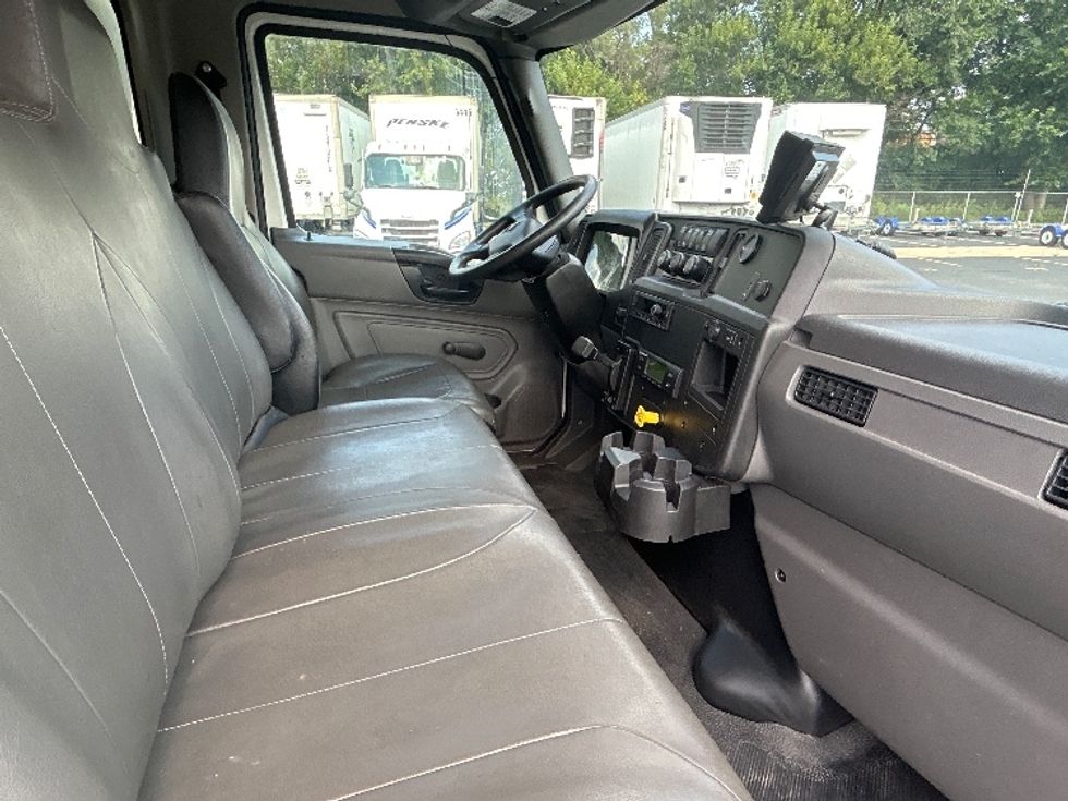 Refrigerated Truck-Light and Medium Duty Trucks-International-2023-MV607N-Indianapolis-IN-186,856\n\t\tmiles-$ 54,500 - Image 20