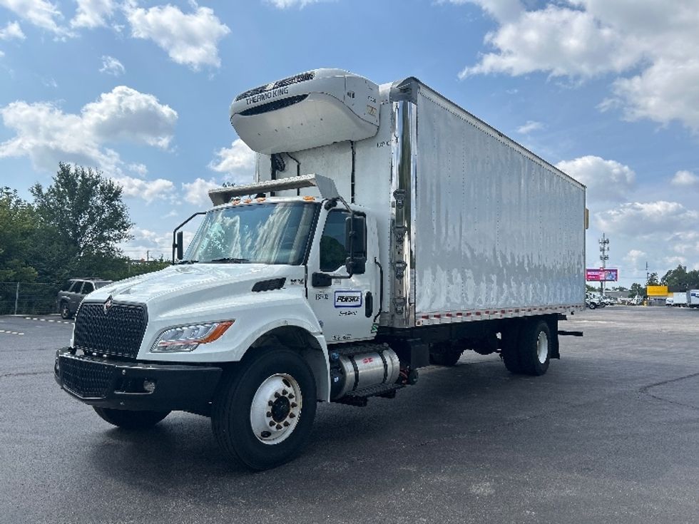 Refrigerated Truck-Light and Medium Duty Trucks-International-2023-MV607N-Indianapolis-IN-186,856\n\t\tmiles-$ 54,500 - Image 3