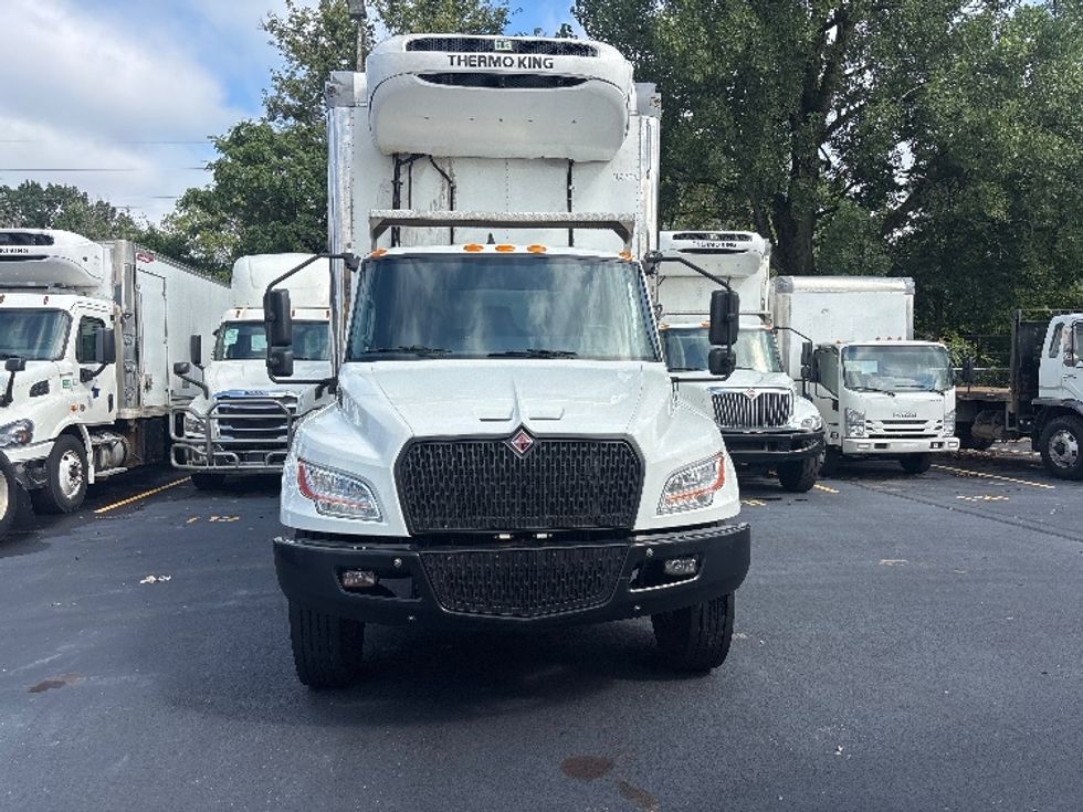 Refrigerated Truck-Light and Medium Duty Trucks-International-2023-MV607N-Indianapolis-IN-187,279\n\t\tmiles-$ 60,750 - Image 2