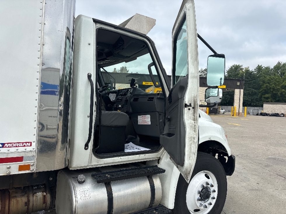 Refrigerated Truck-Light and Medium Duty Trucks-International-2023-MV607N-Indianapolis-IN-193,464\n\t\tmiles-$ 50,250 - Image 19