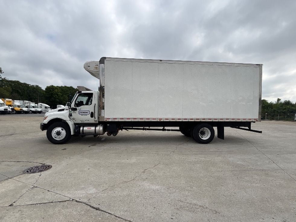 Refrigerated Truck-Light and Medium Duty Trucks-International-2023-MV607N-Indianapolis-IN-193,464\n\t\tmiles-$ 50,250 - Image 4
