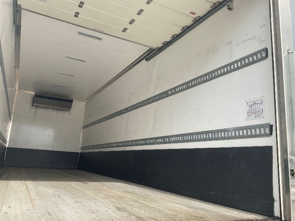 Refrigerated Truck-Light and Medium Duty Trucks-International-2023-MV607N-Jackson-TN-72,090\n\t\tmiles-$ 97,500 - Image 12