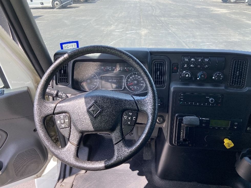 Refrigerated Truck-Light and Medium Duty Trucks-International-2023-MV607N-San Antonio-TX-146,796\n\t\tmiles-$ 76,250 - Image 17