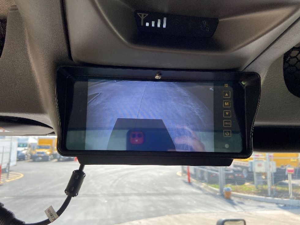 Refrigerated Truck-Light and Medium Duty Trucks-International-2024-MV607N-San Antonio-TX-105,318\n\t\tmiles-$ 87,750 - Image 24