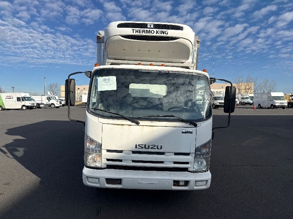 Refrigerated Truck-Light and Medium Duty Trucks-Isuzu-2013-NQR-Philadelphia-PA-246,599\n\t\tmiles-$ 21,000 - Image 2