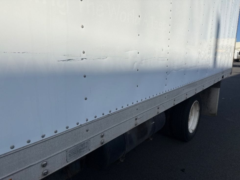 Refrigerated Truck-Light and Medium Duty Trucks-Isuzu-2013-NQR-Philadelphia-PA-246,599\n\t\tmiles-$ 21,000 - Image 25
