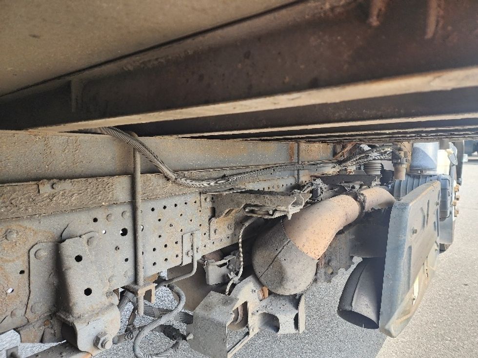 Refrigerated Truck-Light and Medium Duty Trucks-Isuzu-2014-NQR-Linden-NJ-145,625\n\t\tmiles-$ 26,000 - Image 14