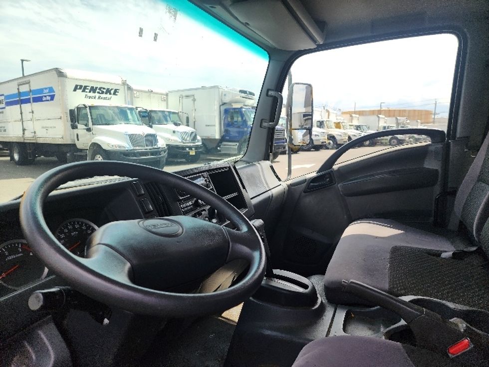 Refrigerated Truck-Light and Medium Duty Trucks-Isuzu-2014-NQR-Linden-NJ-145,625\n\t\tmiles-$ 26,000 - Image 17