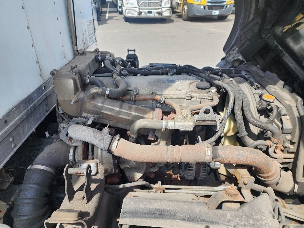 Refrigerated Truck-Light and Medium Duty Trucks-Isuzu-2014-NQR-Linden-NJ-145,625\n\t\tmiles-$ 26,000 - Image 23