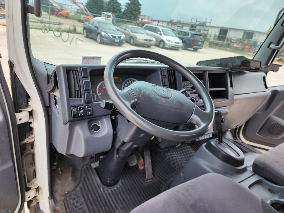 Refrigerated Truck-Light and Medium Duty Trucks-Isuzu-2014-NQR-Sturtevant-WI-225,301\n\t\tmiles-$ 26,500 - Image 17