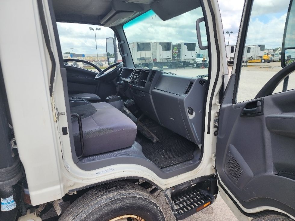 Refrigerated Truck-Light and Medium Duty Trucks-Isuzu-2014-NQR-Sturtevant-WI-245,284\n\t\tmiles-$ 24,500 - Image 19