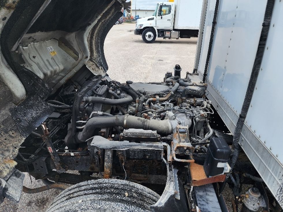 Refrigerated Truck-Light and Medium Duty Trucks-Isuzu-2014-NQR-Sturtevant-WI-245,284\n\t\tmiles-$ 24,500 - Image 23