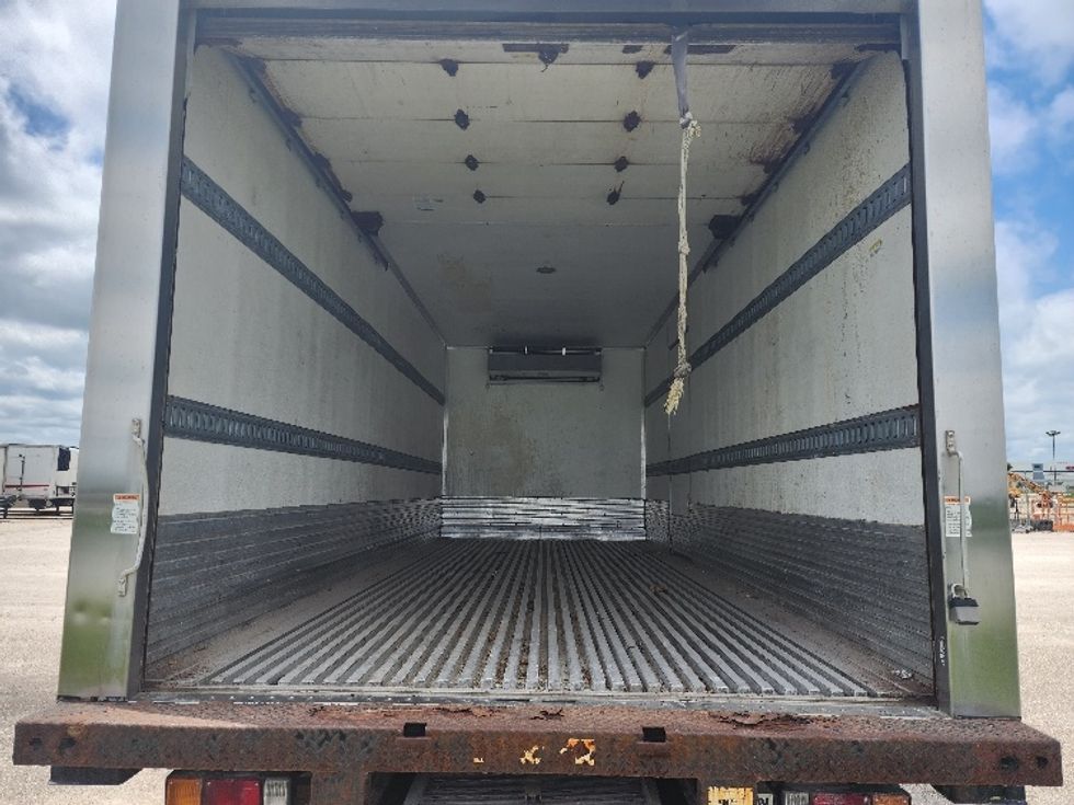 Refrigerated Truck-Light and Medium Duty Trucks-Isuzu-2014-NQR-Sturtevant-WI-245,284\n\t\tmiles-$ 24,500 - Image 8