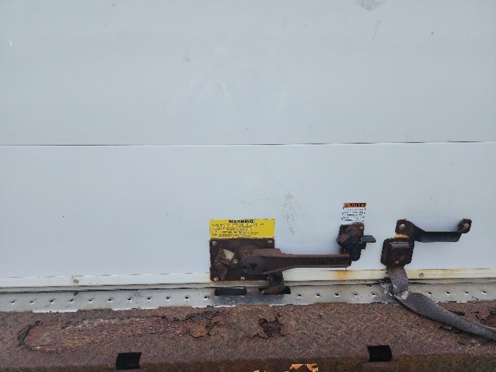 Refrigerated Truck-Light and Medium Duty Trucks-Isuzu-2014-NQR-Sturtevant-WI-245,284\n\t\tmiles-$ 24,500 - Image 9