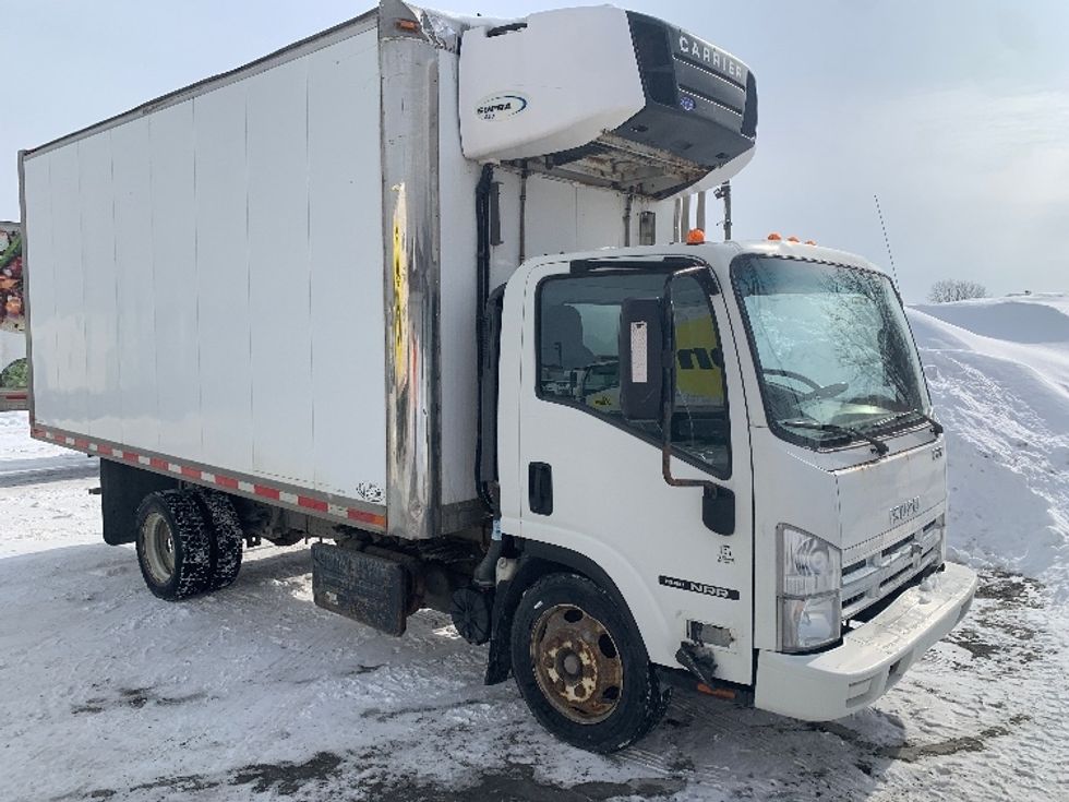 Refrigerated Truck-Light and Medium Duty Trucks-Isuzu-2015-NPR-Laval-PQ-249,684\n\t\tkm-$ 15,500 - Image 1