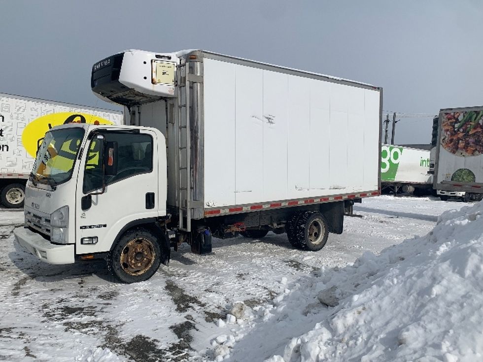 Refrigerated Truck-Light and Medium Duty Trucks-Isuzu-2015-NPR-Laval-PQ-249,684\n\t\tkm-$ 15,500 - Image 4