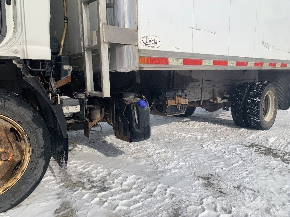 Refrigerated Truck-Light and Medium Duty Trucks-Isuzu-2015-NPR-Laval-PQ-249,684\n\t\tkm-$ 15,500 - Image 5