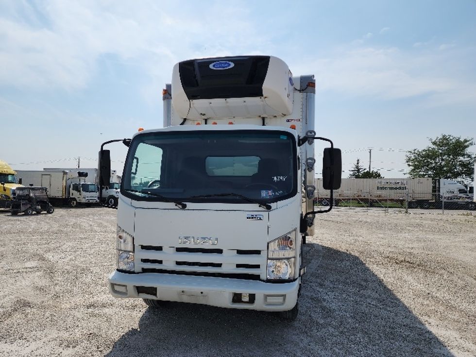 Refrigerated Truck-Light and Medium Duty Trucks-Isuzu-2015-NQR-Sturtevant-WI-178,801\n\t\tmiles-$ 28,000 - Image 2