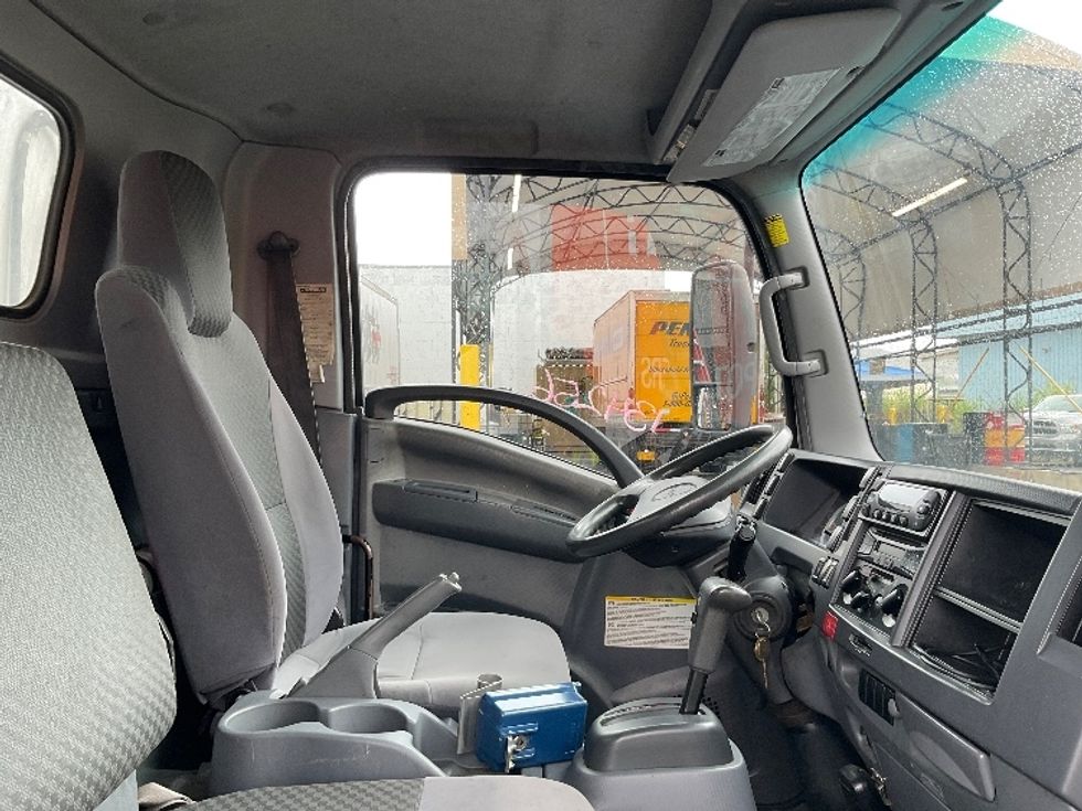 Refrigerated Truck-Light and Medium Duty Trucks-Isuzu-2015-NQR-Torrance-CA-132,937\n\t\tmiles-$ 40,500 - Image 22