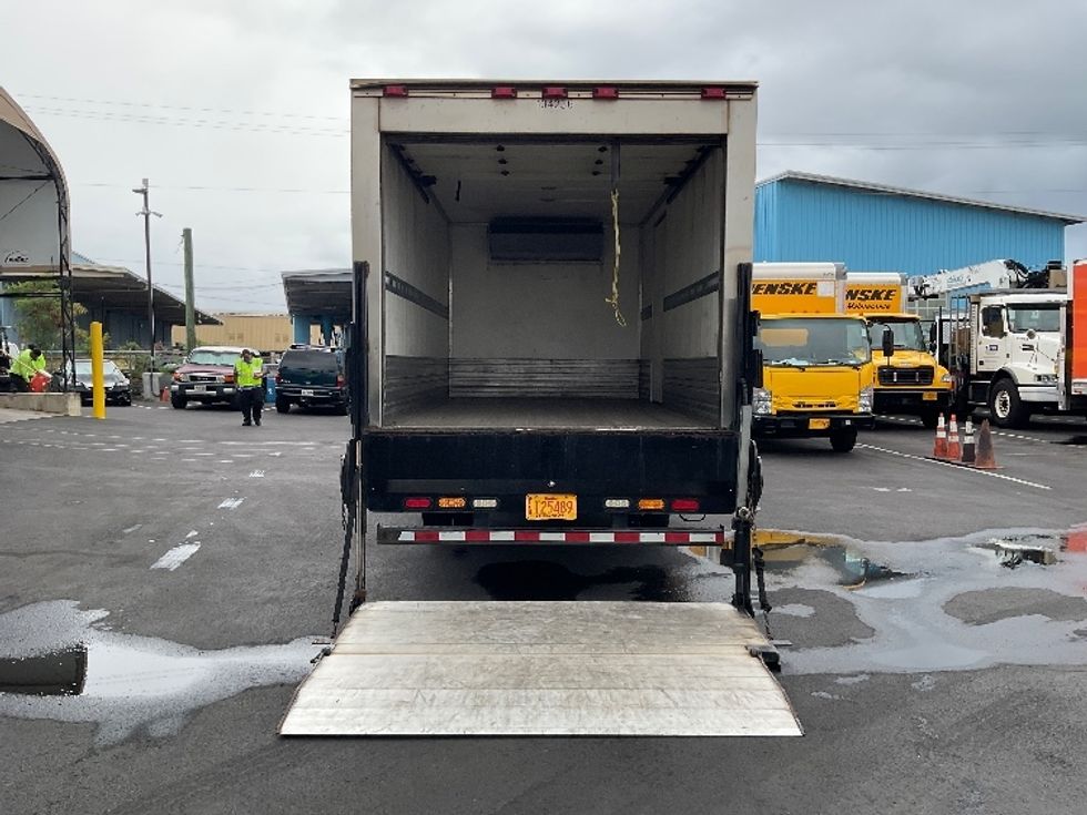Refrigerated Truck-Light and Medium Duty Trucks-Isuzu-2015-NQR-Torrance-CA-132,937\n\t\tmiles-$ 40,500 - Image 9