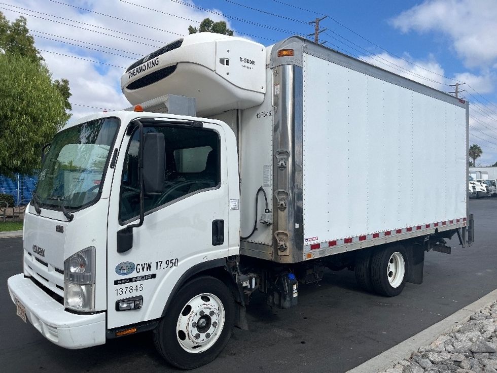 Refrigerated Truck-Light and Medium Duty Trucks-Isuzu-2015-NQR-Torrance-CA-70,673\n\t\tmiles-$ 44,750 - Image 3