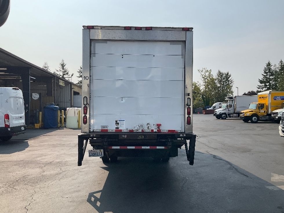 Refrigerated Truck-Light and Medium Duty Trucks-Isuzu-2015-NRR-Kent-WA-176,045\n\t\tmiles-$ 37,250 - Image 7
