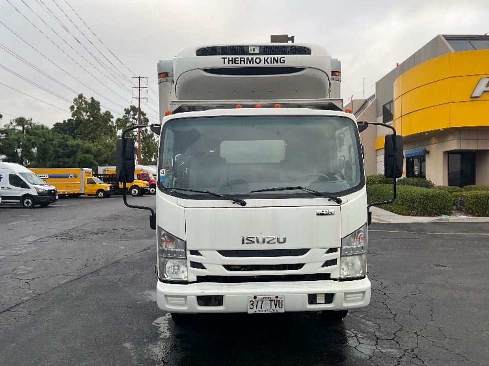 Refrigerated Truck-Light and Medium Duty Trucks-Isuzu-2016-NQR-La Mirada-CA-132,425\n\t\tmiles-$ 46,000 - Image 2