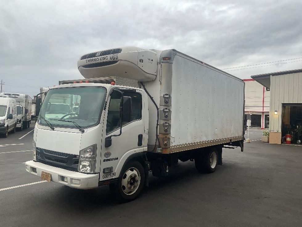 Refrigerated Truck-Light and Medium Duty Trucks-Isuzu-2016-NQR-Torrance-CA-163,893\n\t\tmiles-$ 34,000 - Image 3