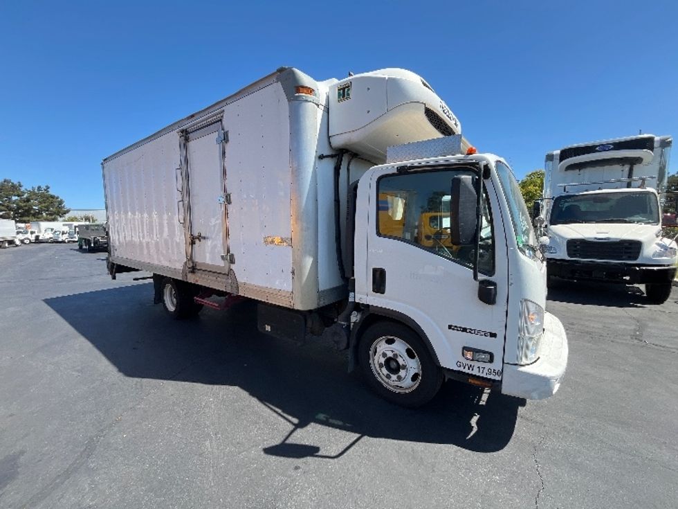 Refrigerated Truck-Light and Medium Duty Trucks-Isuzu-2016-NQR-Torrance-CA-83,464\n\t\tmiles-$ 47,750 - Image 1