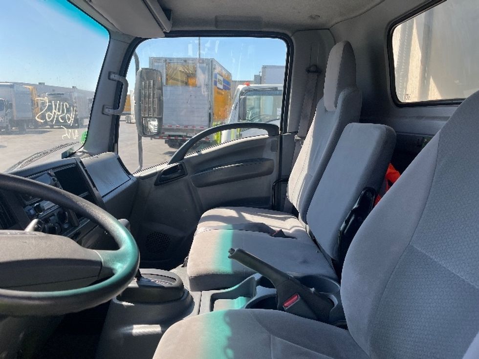 Refrigerated Truck-Light and Medium Duty Trucks-Isuzu-2016-NQR-Torrance-CA-83,464\n\t\tmiles-$ 47,750 - Image 19