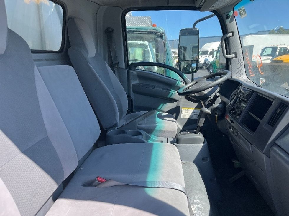 Refrigerated Truck-Light and Medium Duty Trucks-Isuzu-2016-NQR-Torrance-CA-83,464\n\t\tmiles-$ 47,750 - Image 22