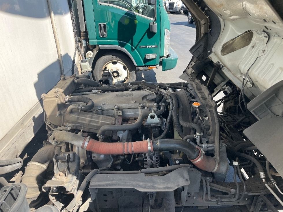 Refrigerated Truck-Light and Medium Duty Trucks-Isuzu-2016-NQR-Torrance-CA-83,464\n\t\tmiles-$ 47,750 - Image 23