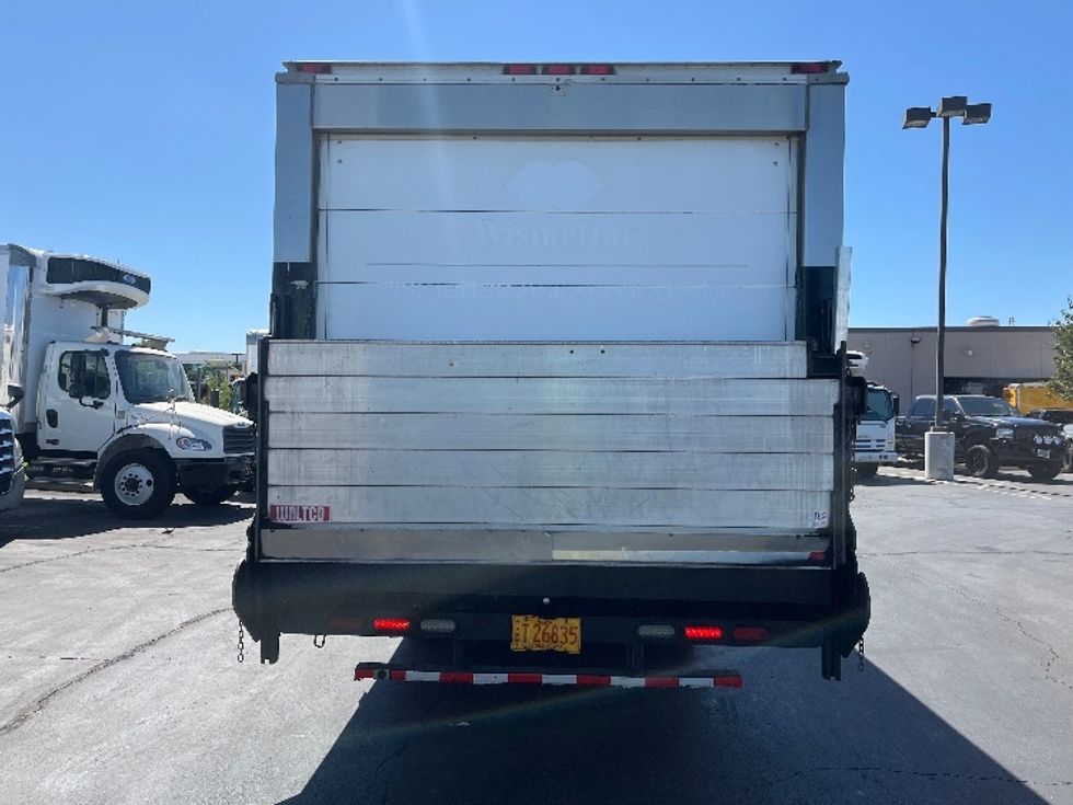 Refrigerated Truck-Light and Medium Duty Trucks-Isuzu-2016-NQR-Torrance-CA-83,464\n\t\tmiles-$ 47,750 - Image 7