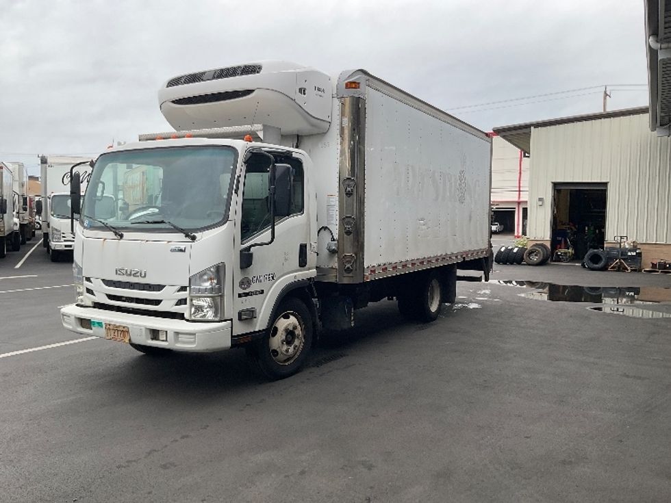Refrigerated Truck-Light and Medium Duty Trucks-Isuzu-2016-NQR-Torrance-CA-89,741\n\t\tmiles-$ 37,750 - Image 1