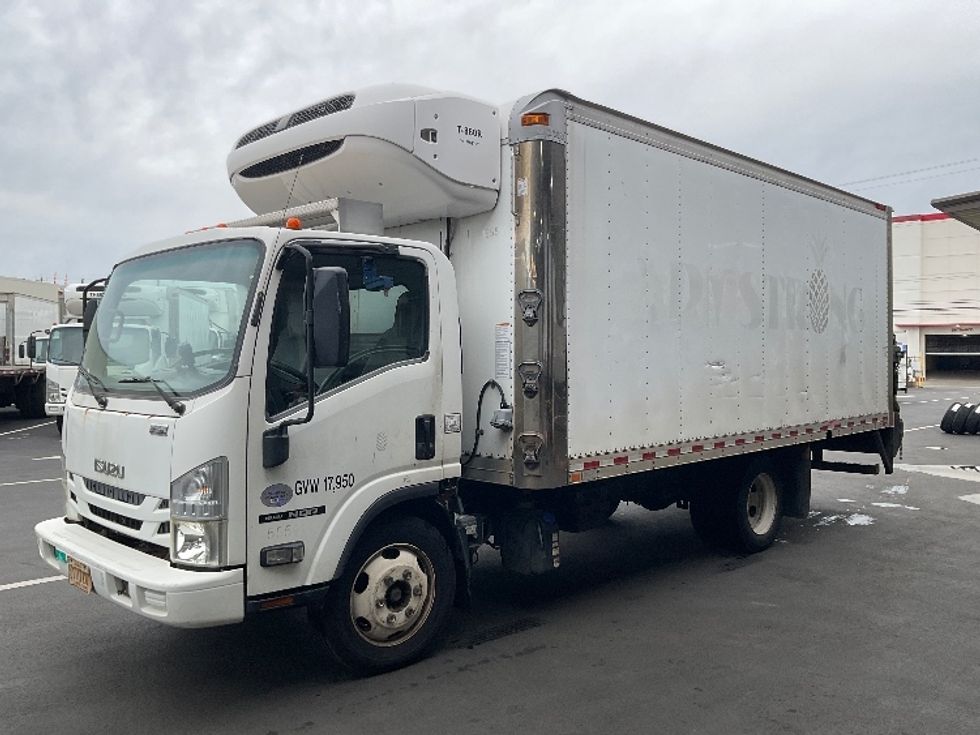 Refrigerated Truck-Light and Medium Duty Trucks-Isuzu-2016-NQR-Torrance-CA-89,741\n\t\tmiles-$ 37,750 - Image 3
