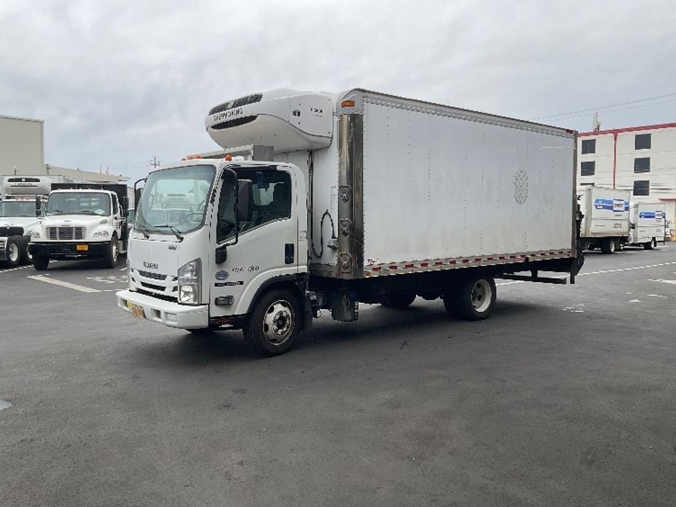 Refrigerated Truck-Light and Medium Duty Trucks-Isuzu-2016-NQR-Torrance-CA-99,637\n\t\tmiles-$ 34,750 - Image 3
