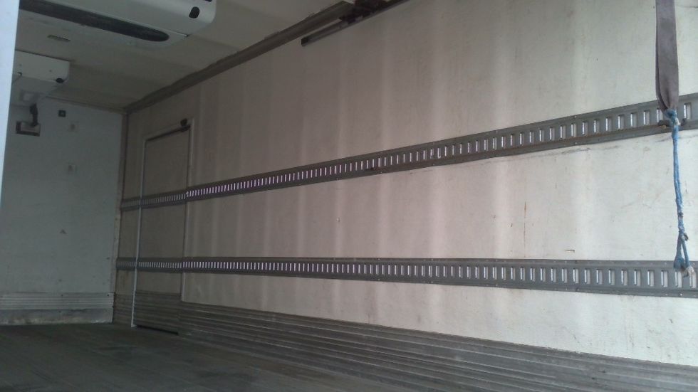 Refrigerated Truck-Light and Medium Duty Trucks-Isuzu-2016-NRR-Kent-WA-153,480\n\t\tmiles-$ 42,250 - Image 12