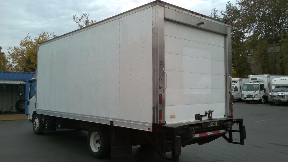 Refrigerated Truck-Light and Medium Duty Trucks-Isuzu-2016-NRR-Kent-WA-153,480\n\t\tmiles-$ 42,250 - Image 6