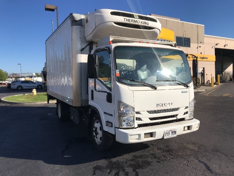 Refrigerated Truck-Light and Medium Duty Trucks-Isuzu-2017-NPRXD-La Mirada-CA-76,688\n\t\tmiles-$ 48,500 - Image 1