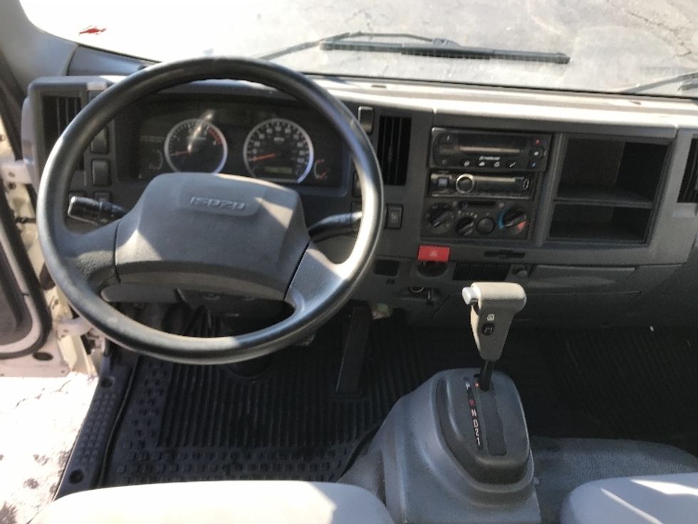 Refrigerated Truck-Light and Medium Duty Trucks-Isuzu-2017-NPRXD-La Mirada-CA-76,688\n\t\tmiles-$ 48,500 - Image 18