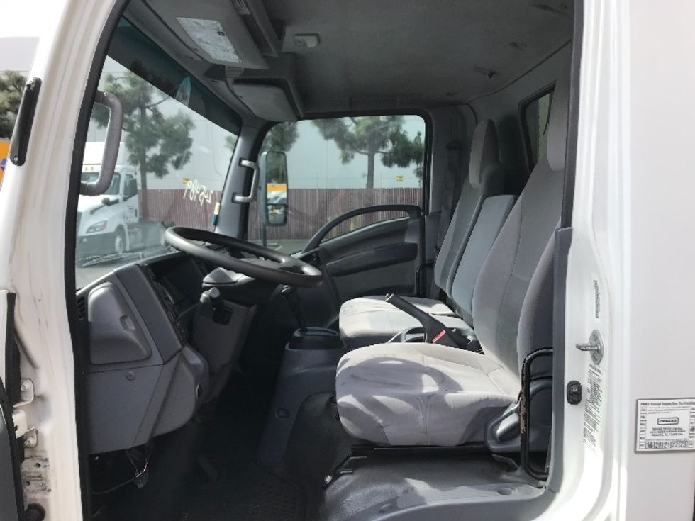 Refrigerated Truck-Light and Medium Duty Trucks-Isuzu-2017-NQR-La Mirada-CA-120,504\n\t\tmiles-$ 46,750 - Image 17