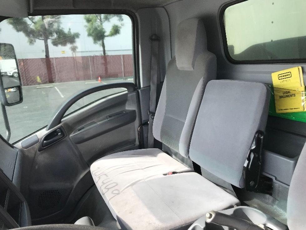 Refrigerated Truck-Light and Medium Duty Trucks-Isuzu-2017-NQR-La Mirada-CA-120,504\n\t\tmiles-$ 46,750 - Image 19