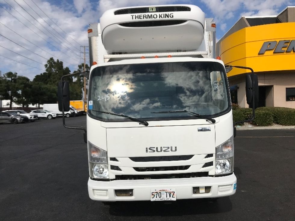 Refrigerated Truck-Light and Medium Duty Trucks-Isuzu-2017-NQR-La Mirada-CA-120,504\n\t\tmiles-$ 46,750 - Image 2
