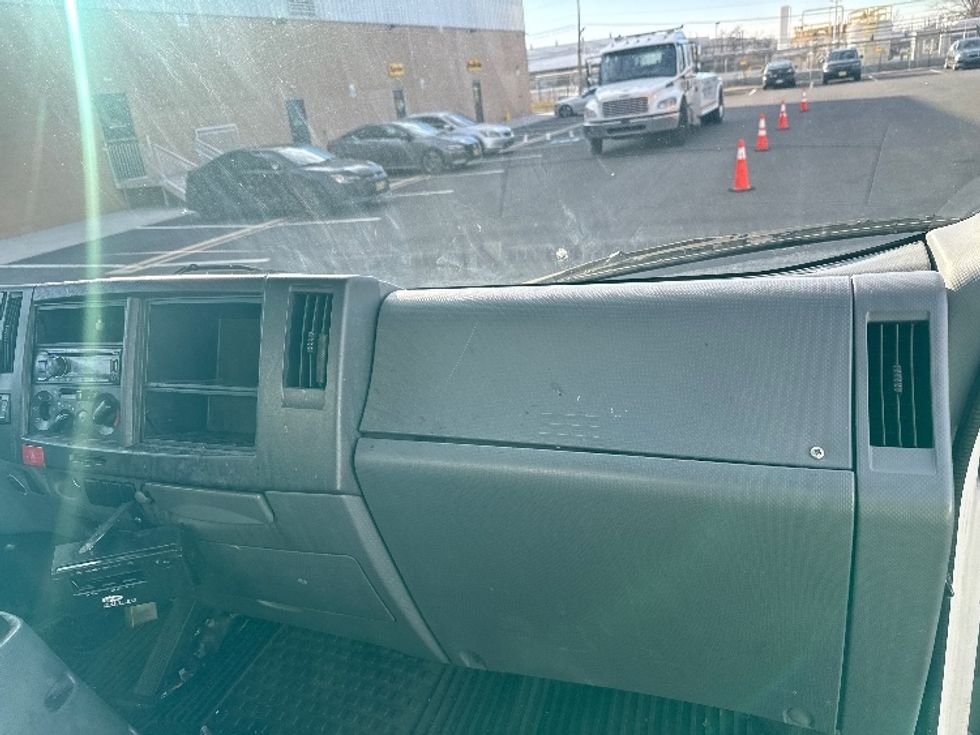 Refrigerated Truck-Light and Medium Duty Trucks-Isuzu-2017-NQR-Philadelphia-PA-169,763\n\t\tmiles-$ 26,000 - Image 20