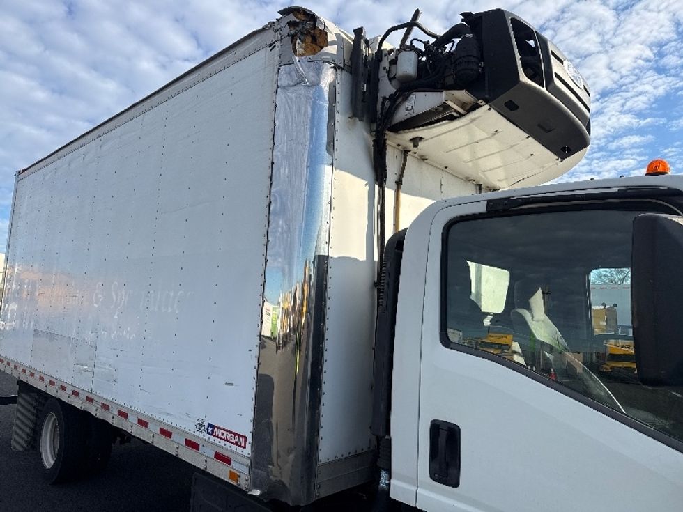 Refrigerated Truck-Light and Medium Duty Trucks-Isuzu-2017-NQR-Philadelphia-PA-169,763\n\t\tmiles-$ 26,000 - Image 26