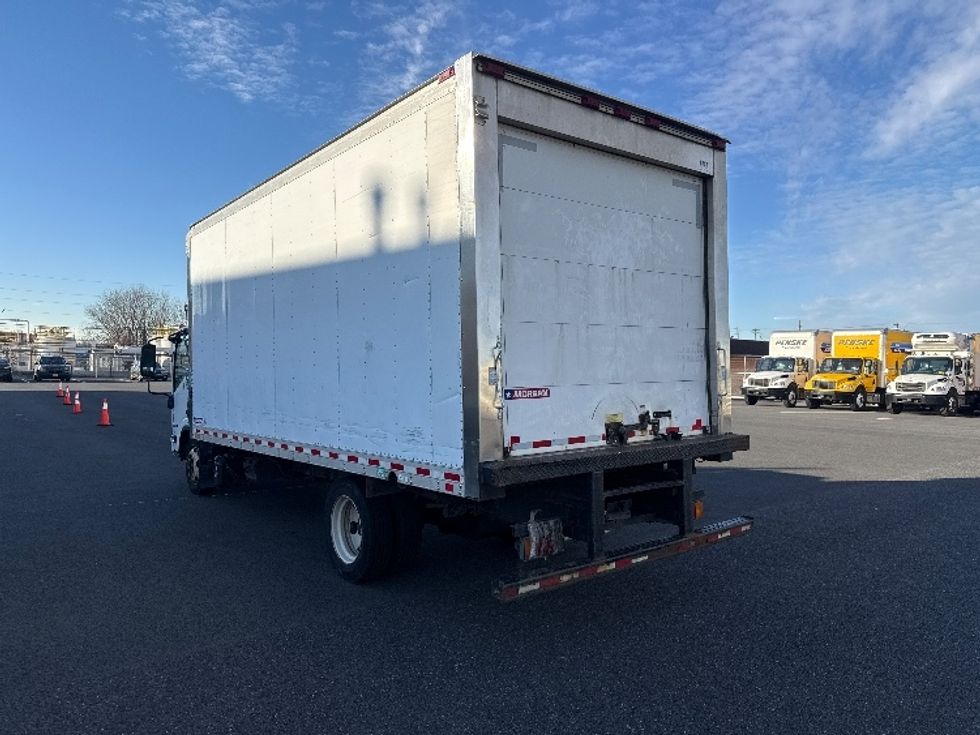 Refrigerated Truck-Light and Medium Duty Trucks-Isuzu-2017-NQR-Philadelphia-PA-169,763\n\t\tmiles-$ 26,000 - Image 6