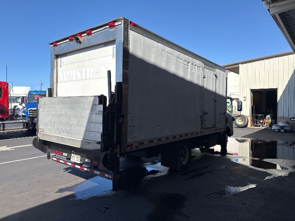 Refrigerated Truck-Light and Medium Duty Trucks-Isuzu-2017-NQR-Torrance-CA-57,767\n\t\tmiles-$ 49,750 - Image 12