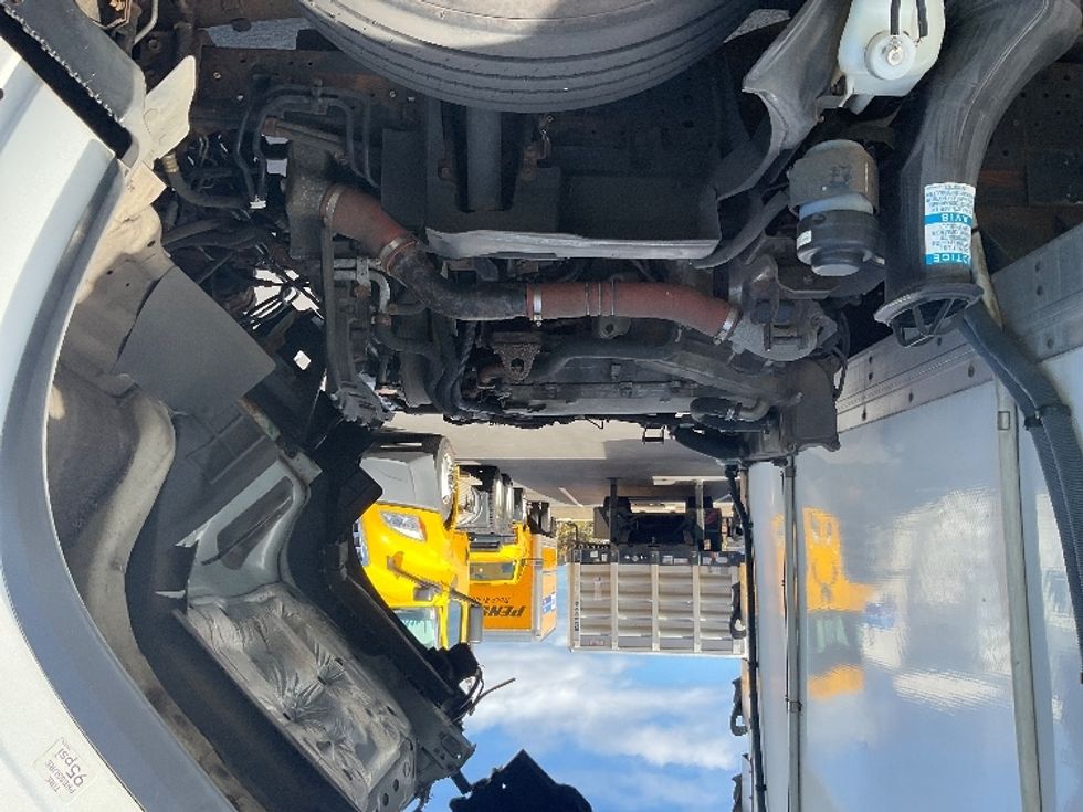 Refrigerated Truck-Light and Medium Duty Trucks-Isuzu-2017-NQR-Torrance-CA-73,581\n\t\tmiles-$ 49,750 - Image 23