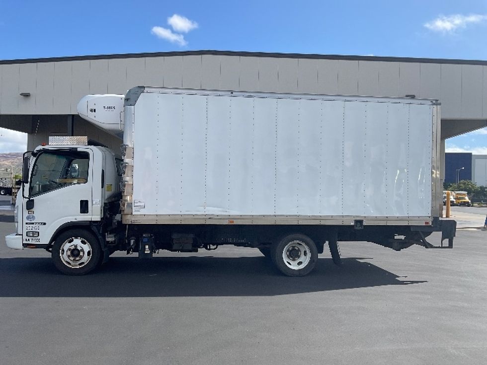 Refrigerated Truck-Light and Medium Duty Trucks-Isuzu-2017-NQR-Torrance-CA-73,581\n\t\tmiles-$ 49,750 - Image 4